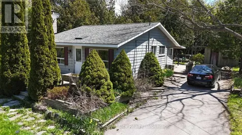 28 Harpur Drive Northern Bruce Peninsula ON N0H 2R0