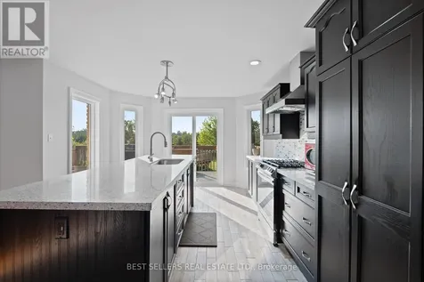 14 Pioneer Ridge Court Essa ON L0L 1N0