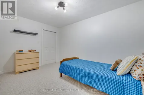 14 Pioneer Ridge Court Essa ON L0L 1N0