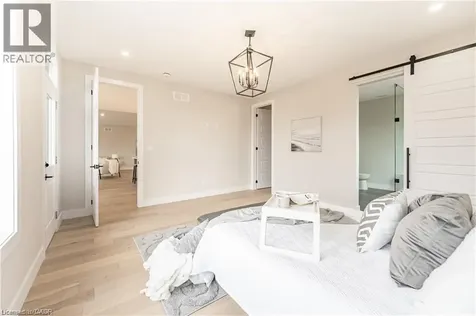 1050 Walton Avenue North Perth ON N4W 3S2