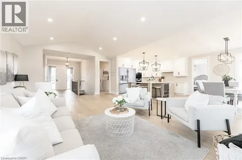 1050 Walton Avenue North Perth ON N4W 3S2
