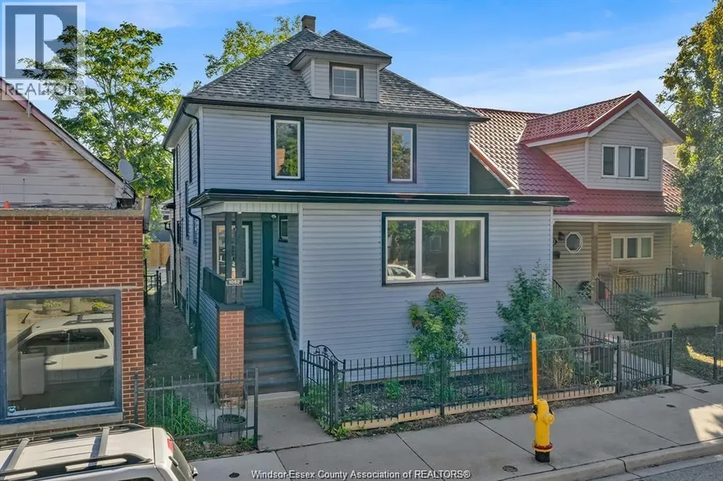 1052 Drouillard Road Windsor ON N8Y 2P8