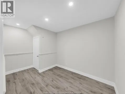 1052 Drouillard Road Windsor ON N8Y 2P8
