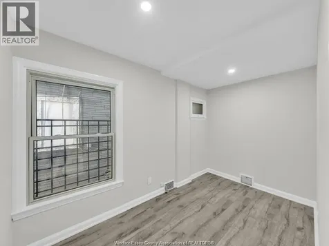 1052 Drouillard Road Windsor ON N8Y 2P8
