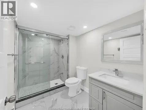 1052 Drouillard Road Windsor ON N8Y 2P8