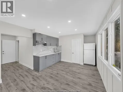 1052 Drouillard Road Windsor ON N8Y 2P8