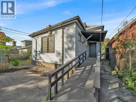 1052 Drouillard Road Windsor ON N8Y 2P8