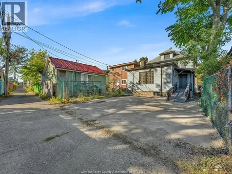 1052 Drouillard Road Windsor ON N8Y 2P8