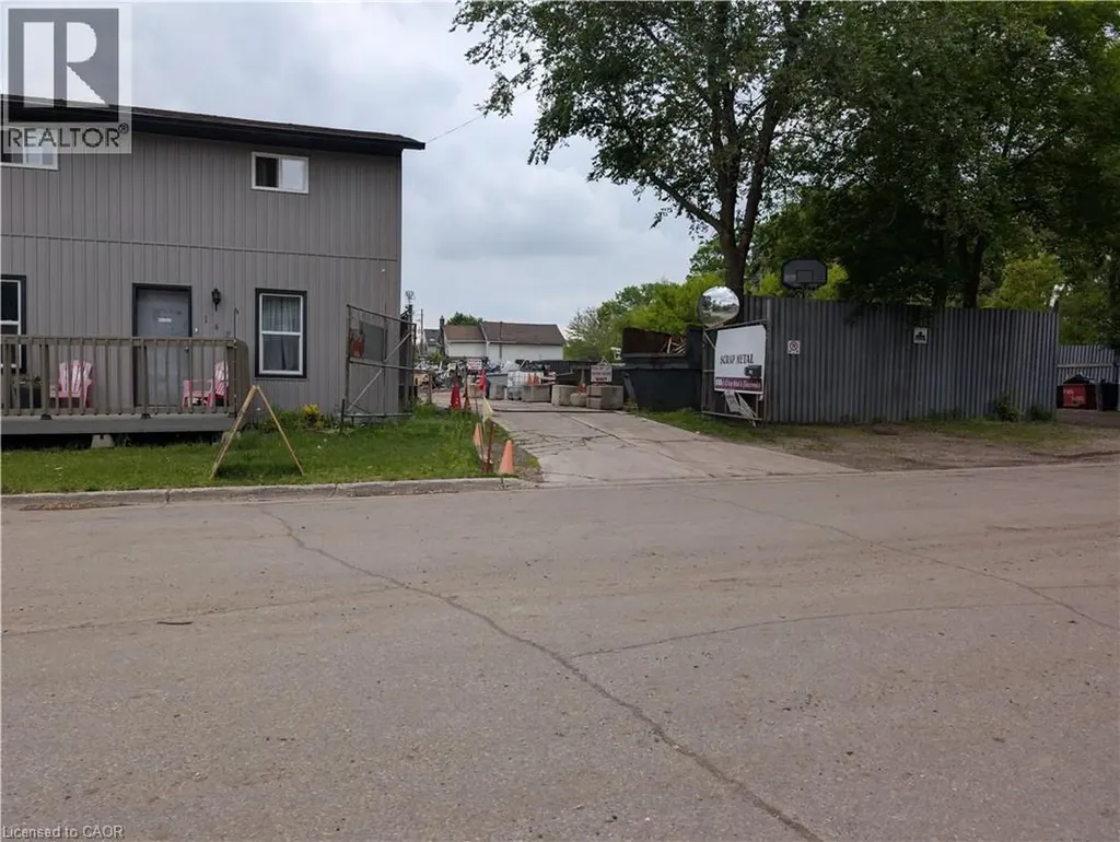 142 Charlotte Street Brantford ON N3T 2X8