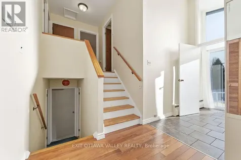 3 Newton Crescent Deep River ON K0J 1P0