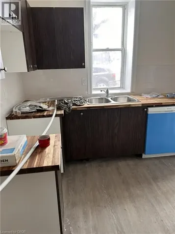 488 Hughson Street North Hamilton ON L8L 4N7