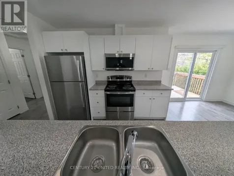 10 William Street Selwyn ON K0L 2H0