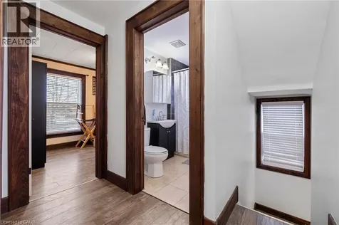4731 Third Avenue Niagara Falls ON L2E 4L7