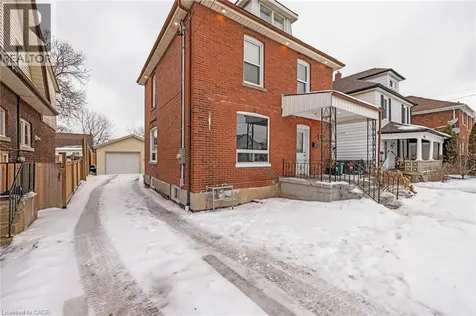 4731 Third Avenue Niagara Falls ON L2E 4L7