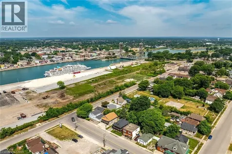 8 Nickel Street Port Colborne ON L3K 1B1