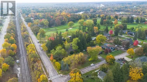 72 Ava Road Brantford ON N3T 5H2