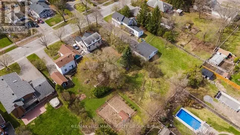 279/285 Pleasant Park Road Ottawa ON K1H 5M7