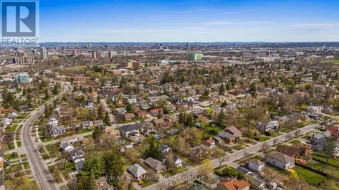279/285 Pleasant Park Road Ottawa ON K1H 5M7