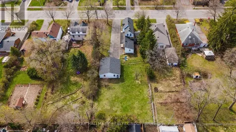 279/285 Pleasant Park Road Ottawa ON K1H 5M7