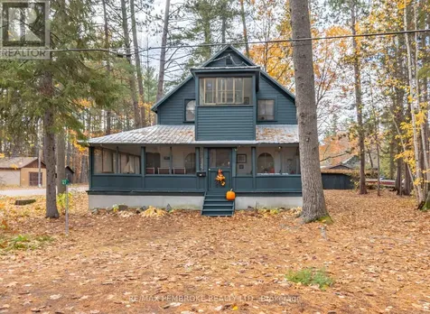127 Alexandra Street Petawawa ON K8H 2R2