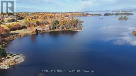 127 Alexandra Street Petawawa ON K8H 2R2