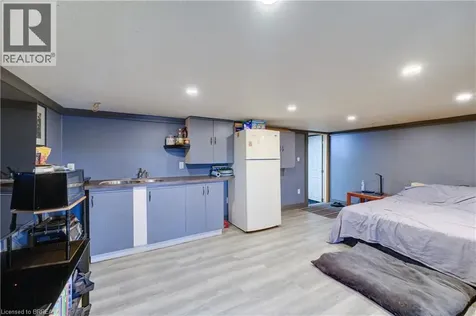 76 Capron Street Paris ON N3L 1R2