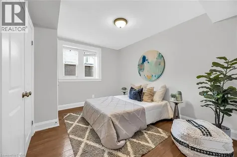 86 Herkimer Street Hamilton ON L8P 2G7