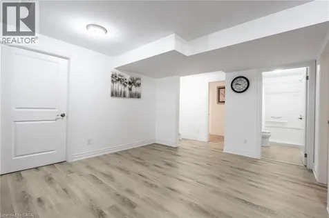 4 Ellis Avenue St. Catharines ON L2P 0E6