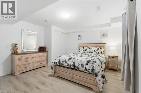 4 Ellis Avenue St. Catharines ON L2P 0E6
