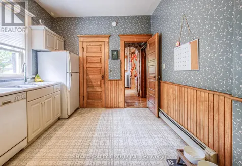 543 Queenston Road Cambridge ON N3H 3J9
