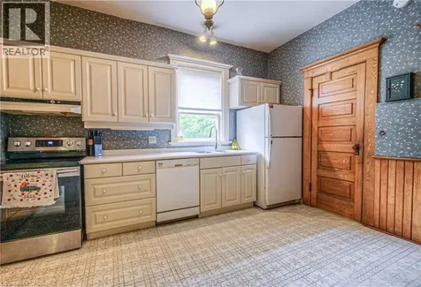 543 Queenston Road Cambridge ON N3H 3J9