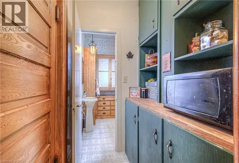 543 Queenston Road Cambridge ON N3H 3J9