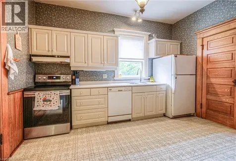 543 Queenston Road Cambridge ON N3H 3J9