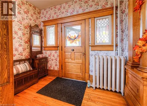 543 Queenston Road Cambridge ON N3H 3J9