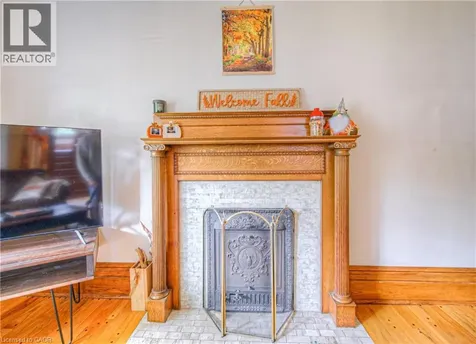 543 Queenston Road Cambridge ON N3H 3J9