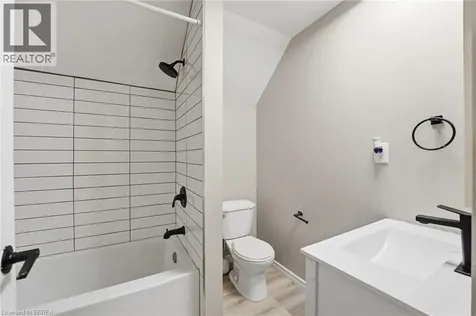 43 Richardson Street Brantford ON N3T 1H7
