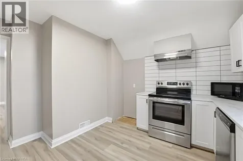 43 Richardson Street Brantford ON N3T 1H7