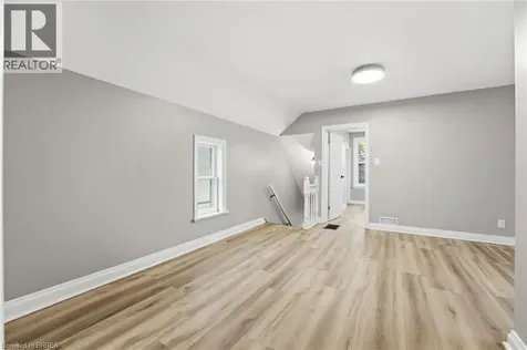 43 Richardson Street Brantford ON N3T 1H7