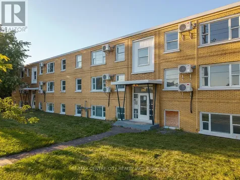232 Elm Street St. Thomas ON N5R 1J5