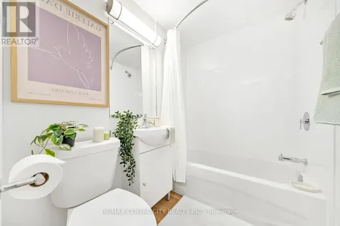 232 Elm Street St. Thomas ON N5R 1J5