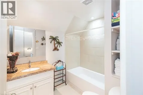 199 Kimberly Drive Hamilton ON L8K 4L2