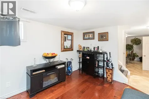 199 Kimberly Drive Hamilton ON L8K 4L2
