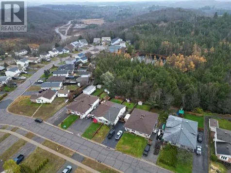 29 Laurier Road Elliot Lake ON P5A 2T9