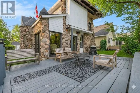 1134 O'grady Street Ottawa ON K4M 1J3