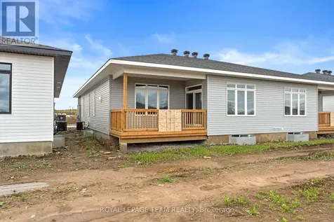 1039 Moore Street Brockville ON K6V 0H1