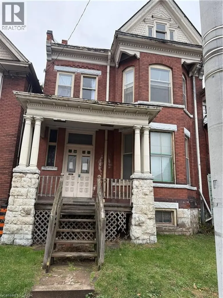 105 Wellington Street South Hamilton ON L8W 2R3
