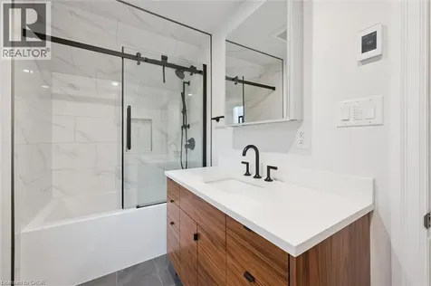41 Rose Street Kitchener ON N2H 1L5