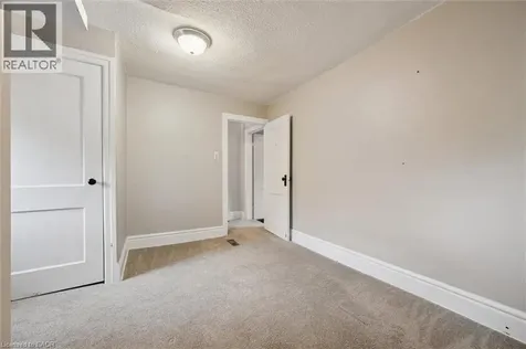 41 Rose Street Kitchener ON N2H 1L5