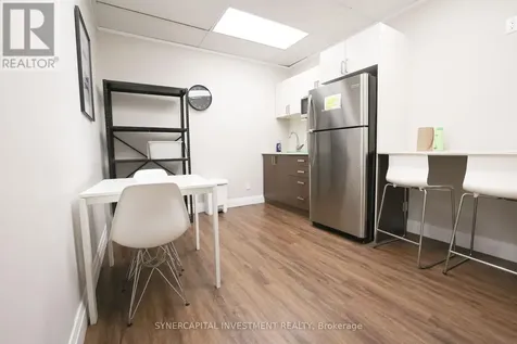 1376 Bank Street Ottawa ON K1H 7Y3