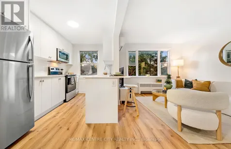 232 Elm Street St. Thomas ON N5R 1J5